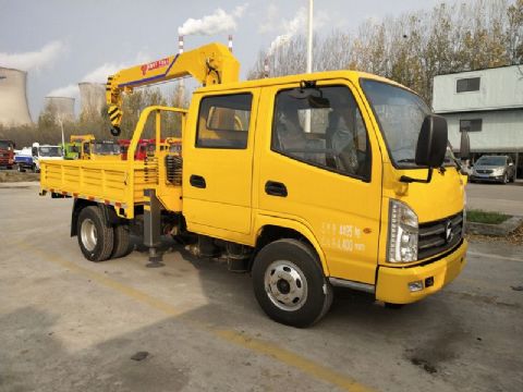 點(diǎn)擊查看詳細(xì)信息<br>標(biāo)題：凱馬雙排隨車吊 閱讀次數(shù)：1348